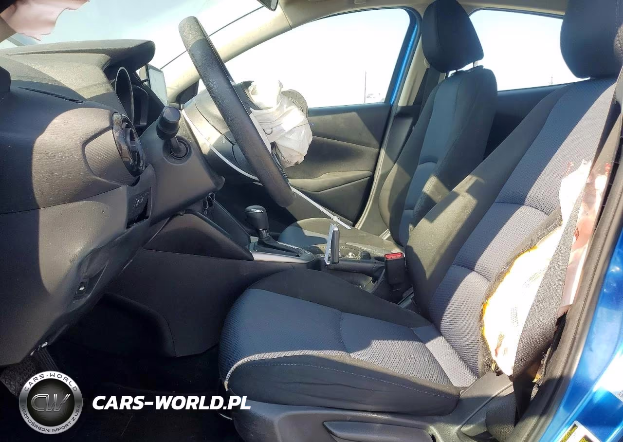 2019 Toyota Yaris L VIN:3MYDLBYV1KY504779 - 7