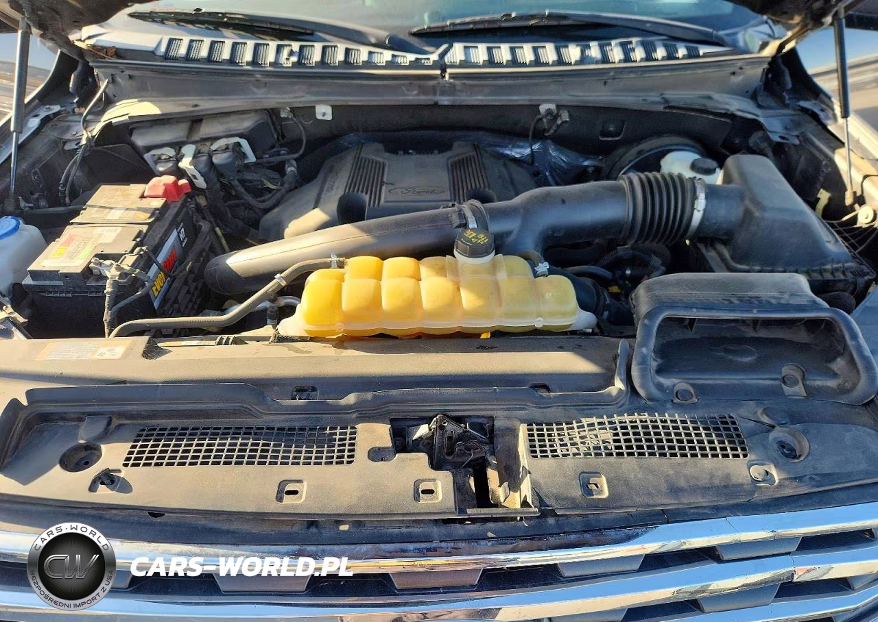 2020 Ford Expedition Xlt VIN:1FMJU1HTXLEA97806 - 12