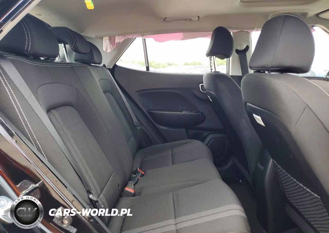 2023 Hyundai Venue Sel VIN:KMHRC8A32PU253874 - 11