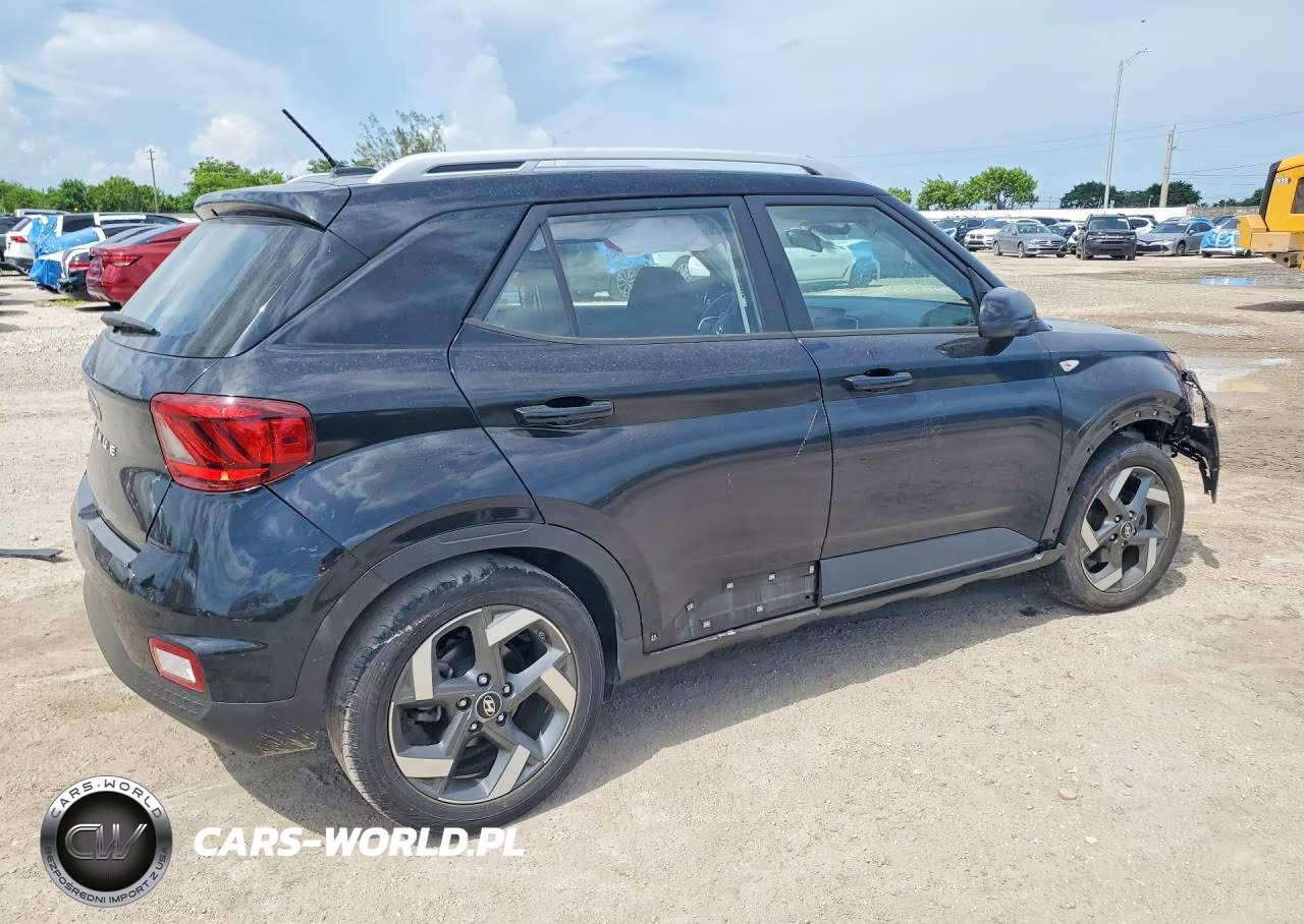 2023 Hyundai Venue Sel VIN:KMHRC8A32PU253874 - 3
