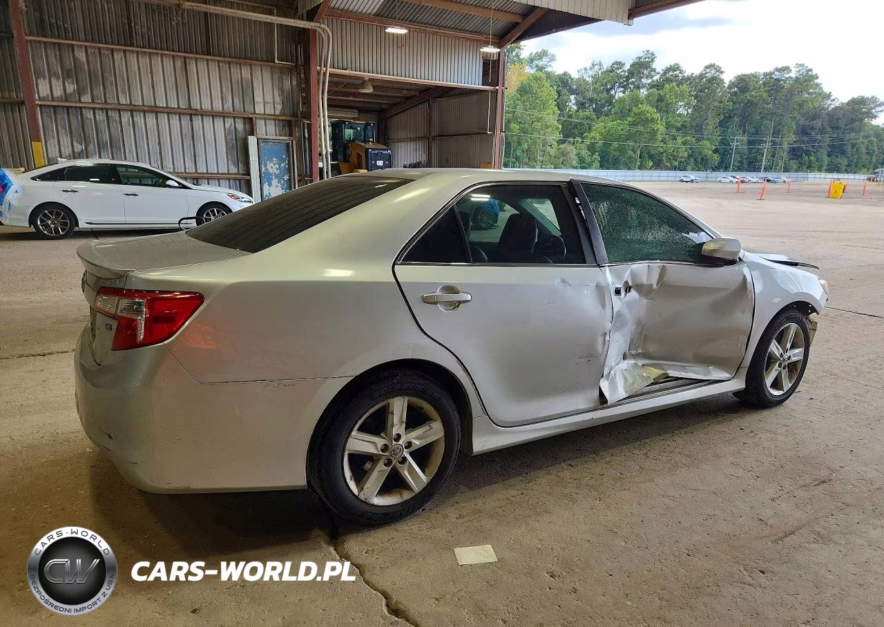 2012 Toyota Camry Se VIN:4T1BF1FK3CU609100 - 3
