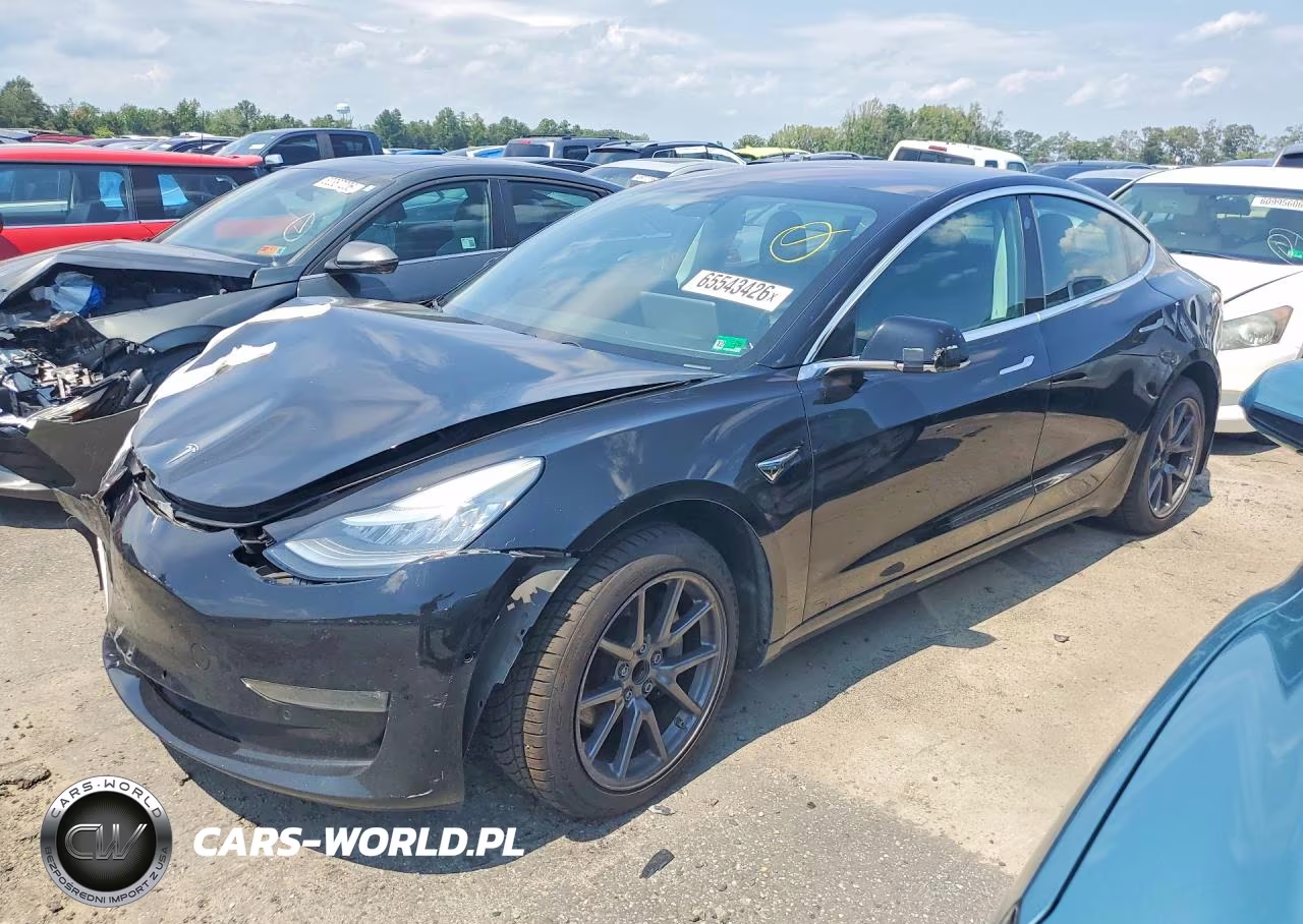2018 Tesla Model 3 – zdjęcie 1 z 12