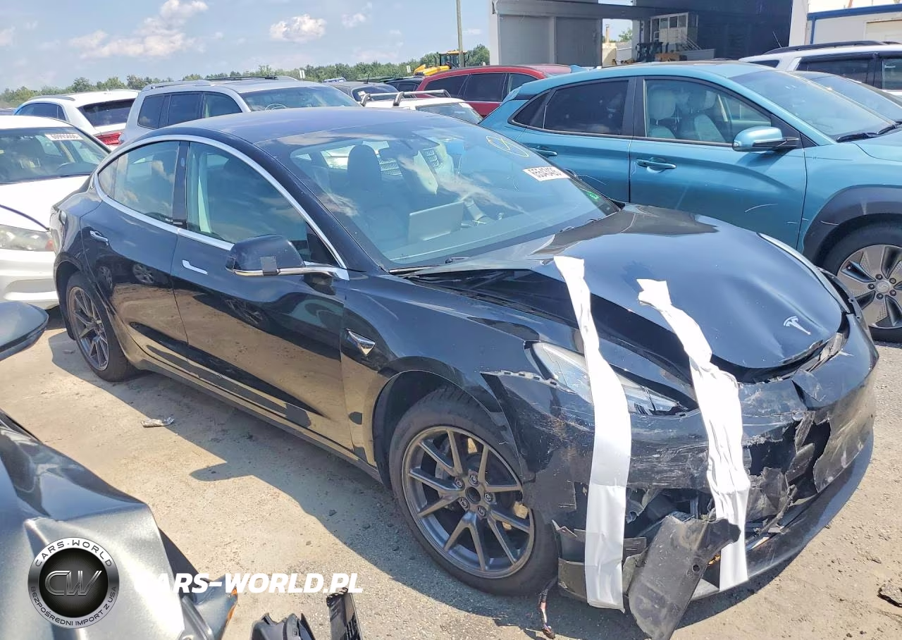 2018 Tesla Model 3 VIN:5YJ3E1EA8JF156523 - 4