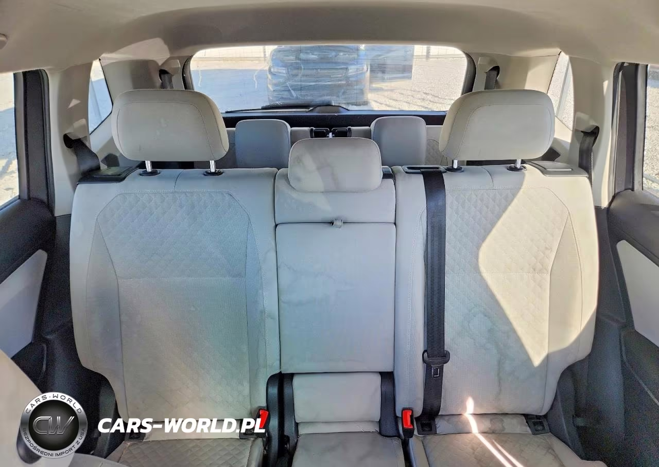 2020 Volkswagen Tiguan S VIN:3VV1B7AX1LM004757 - 10