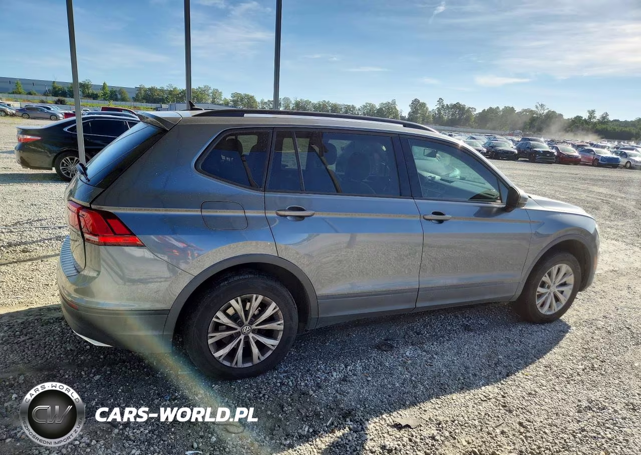 2020 Volkswagen Tiguan S VIN:3VV1B7AX1LM004757 - 3