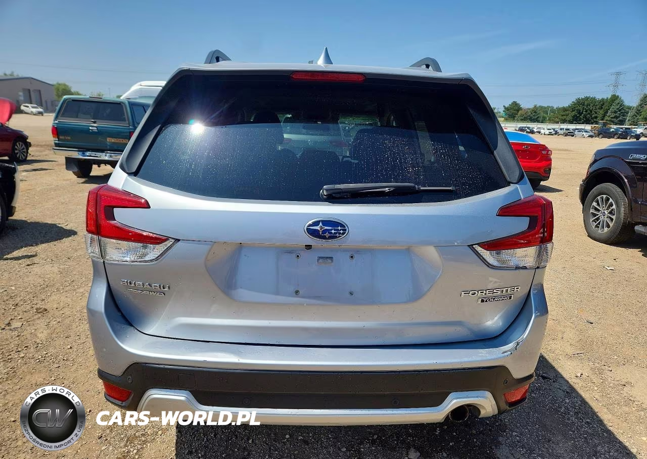 2019 Subaru Forester Touring VIN:JF2SKAWC1KH431012 - 6