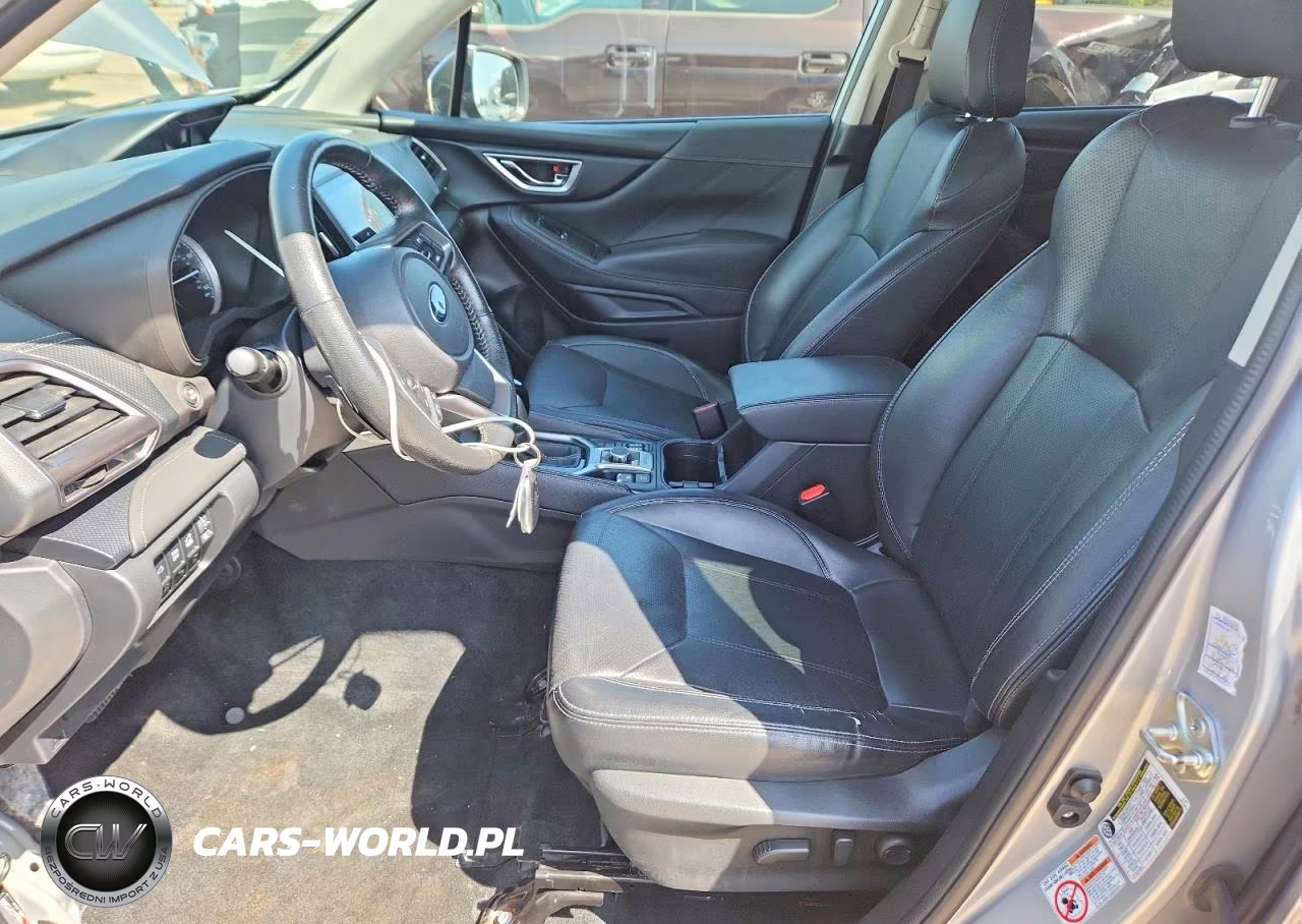 2019 Subaru Forester Touring VIN:JF2SKAWC1KH431012 - 7