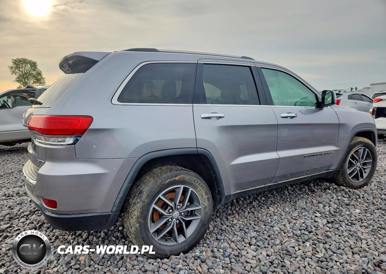 2018 Jeep Grand Cherokee Limited VIN:1C4RJFBT2JC366475 - 3