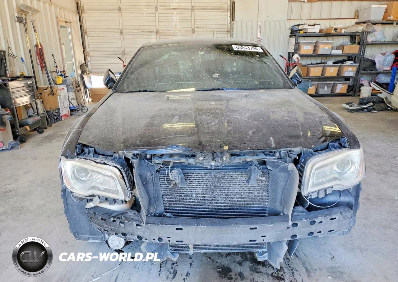 2014 Chrysler 300 VIN:2C3CCAAG0EH138926 - 5