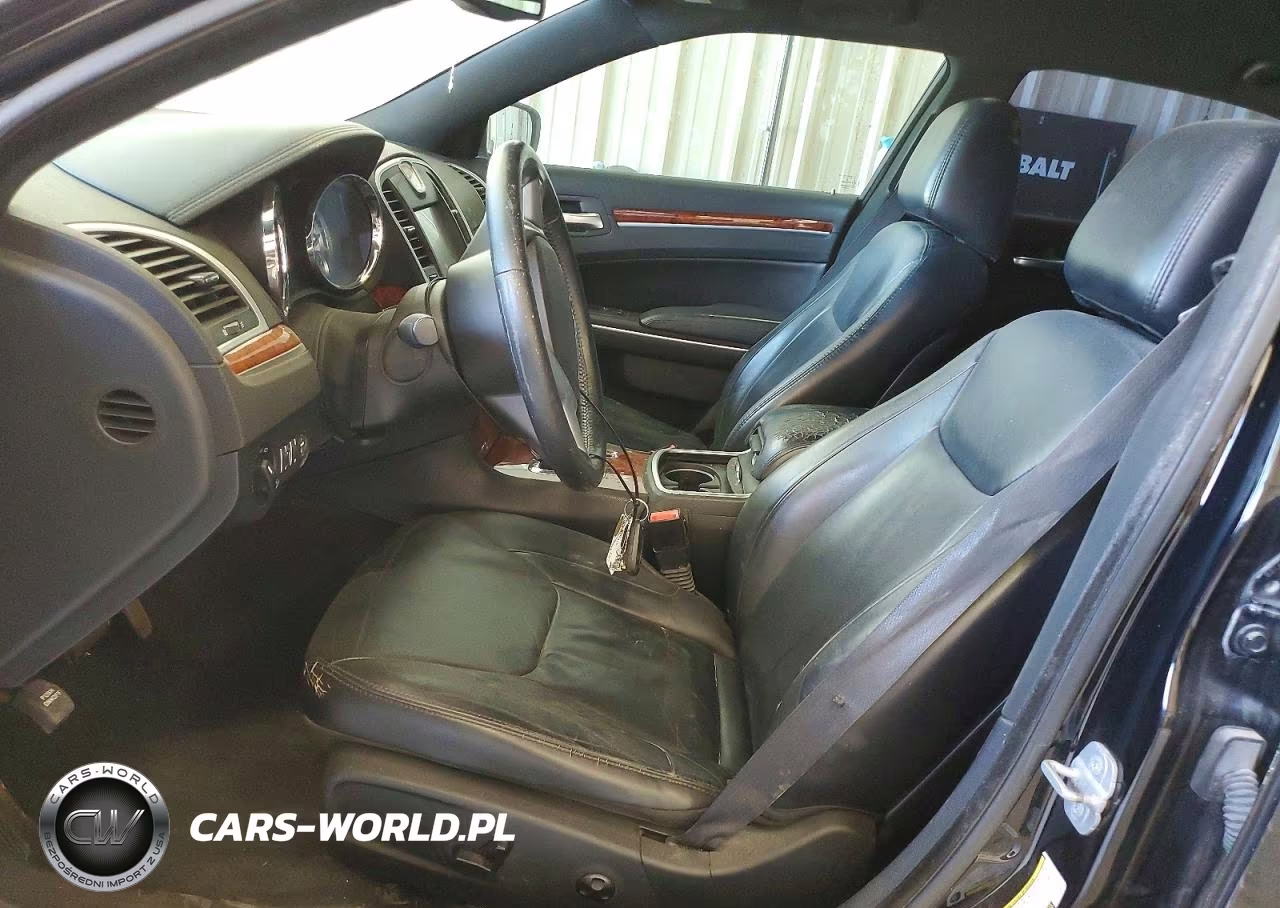 2014 Chrysler 300 VIN:2C3CCAAG0EH138926 - 7