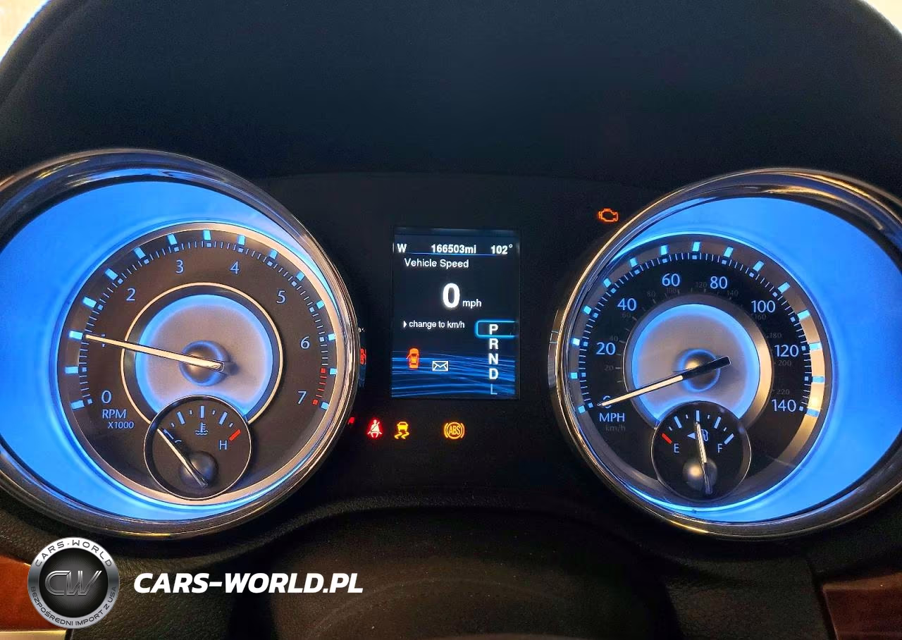 2014 Chrysler 300 VIN:2C3CCAAG0EH138926 - 9