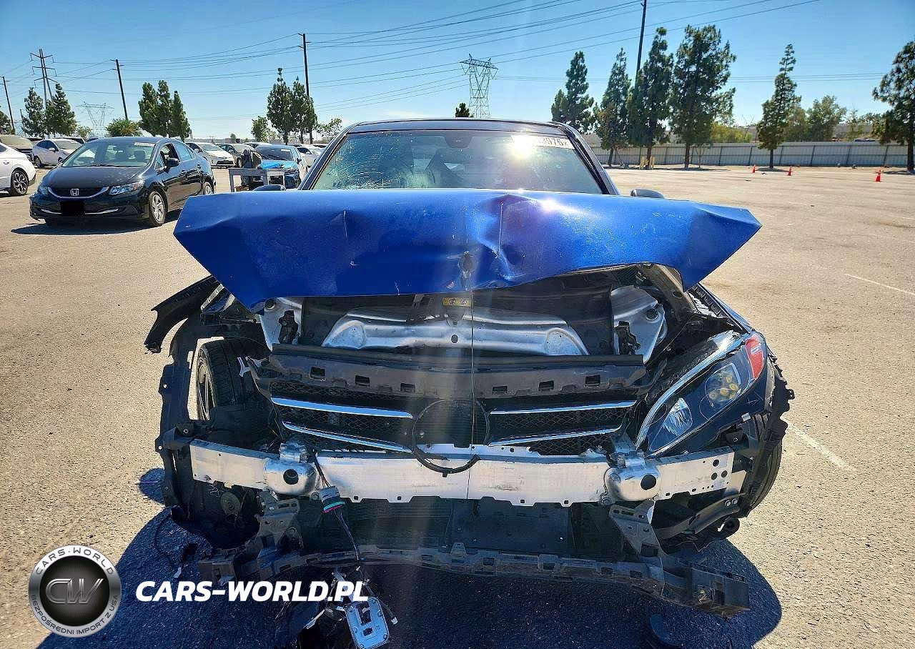 2018 Mercedes-Benz C 300 VIN:55SWF4JB4JU250987 - 5