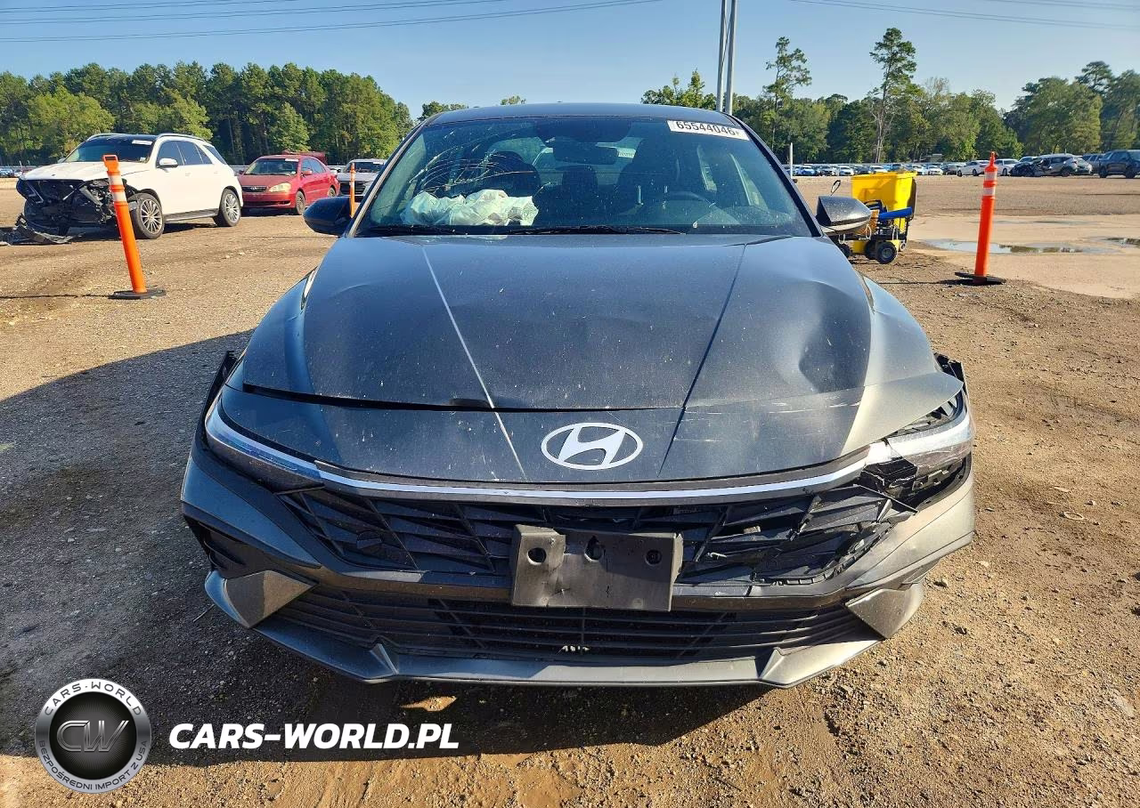 2025 Hyundai Elantra Sel Sport VIN:KMHLM4DG2SU907288 - 5