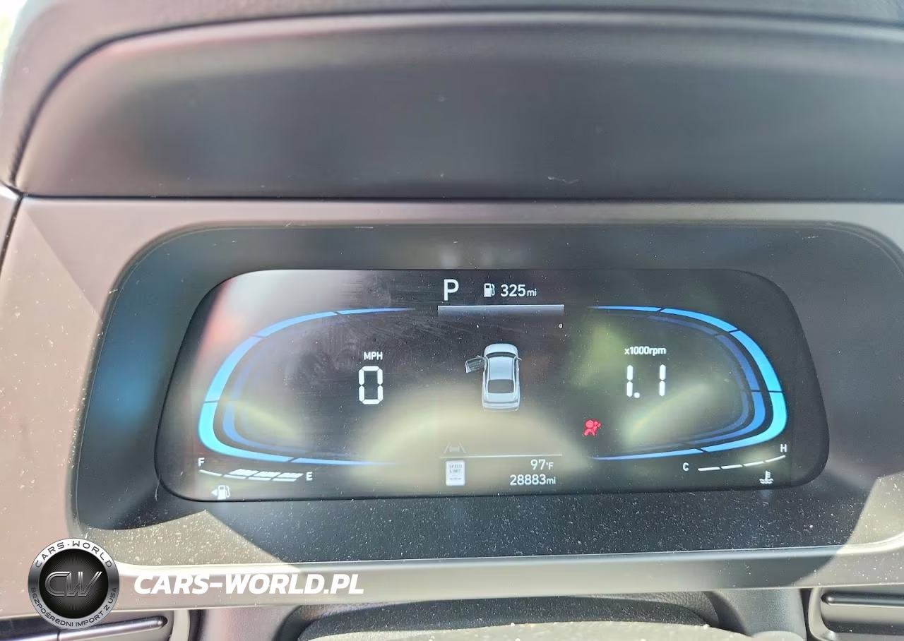 2025 Hyundai Elantra Sel Sport VIN:KMHLM4DG2SU907288 - 9