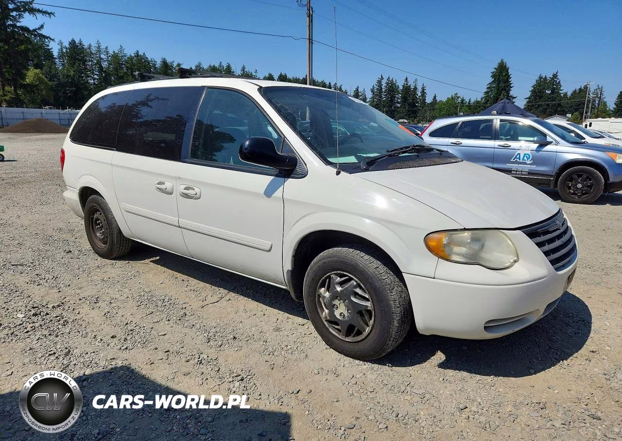 2005 Chrysler Town & Country Lx VIN:2C4GP44R45R439631 - 4