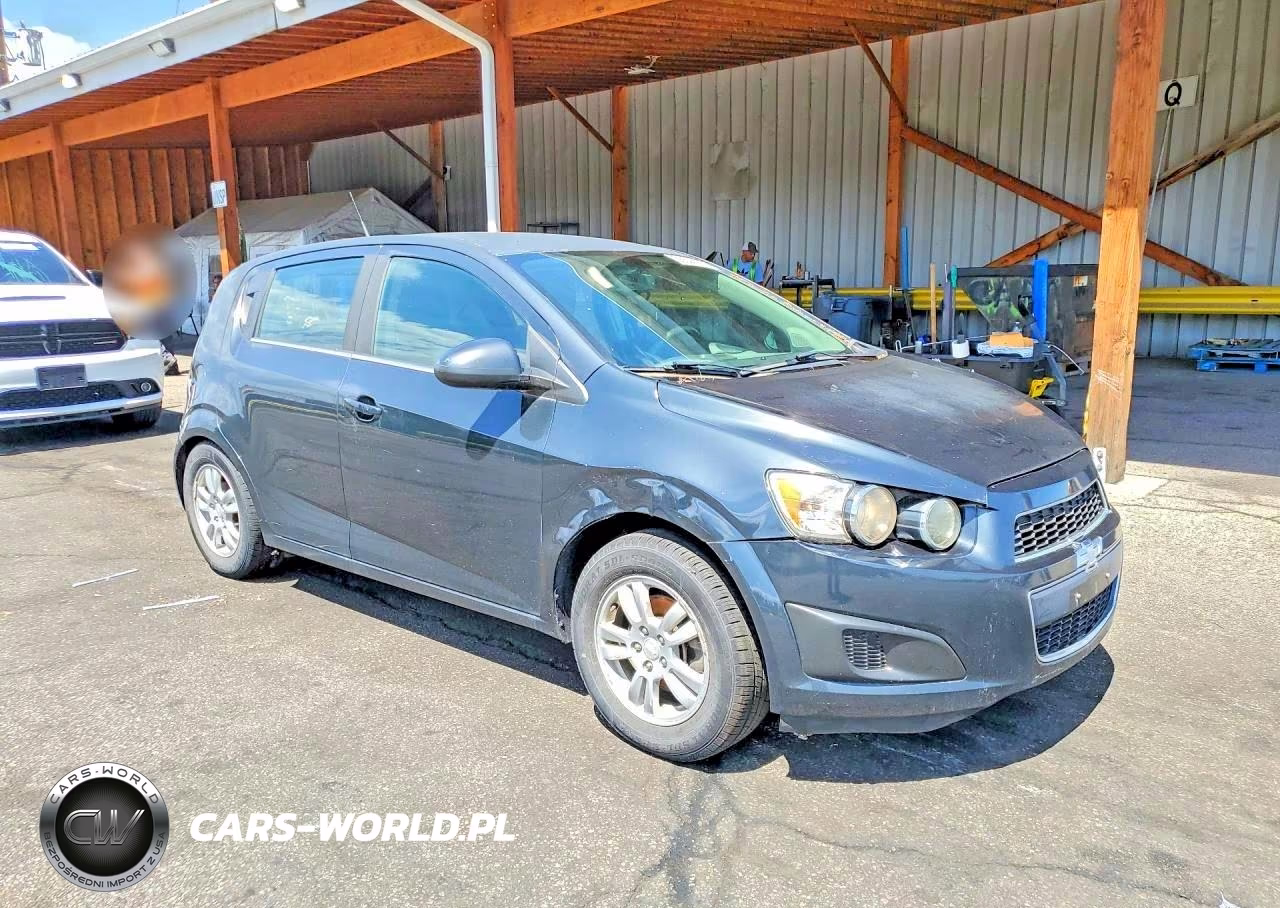2014 Chevrolet Sonic Lt VIN:1G1JC6SH9E4181741 - 4