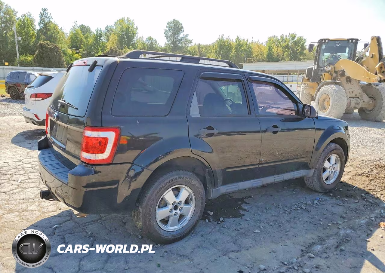 2009 Ford Escape Xlt VIN:1FMCU03729KA17633 - 3