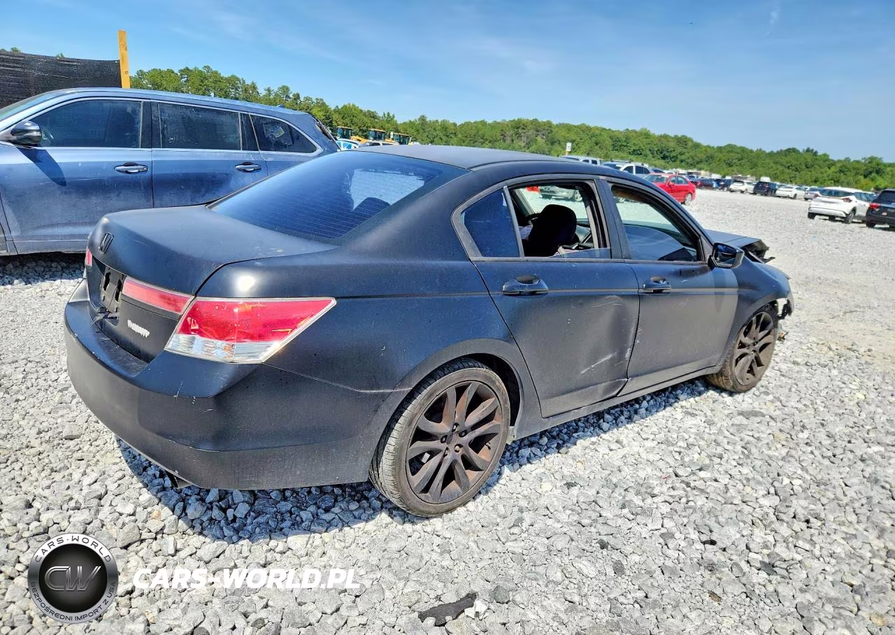 2012 Honda Accord Lx VIN:1HGCP2F3XCA069638 - 3