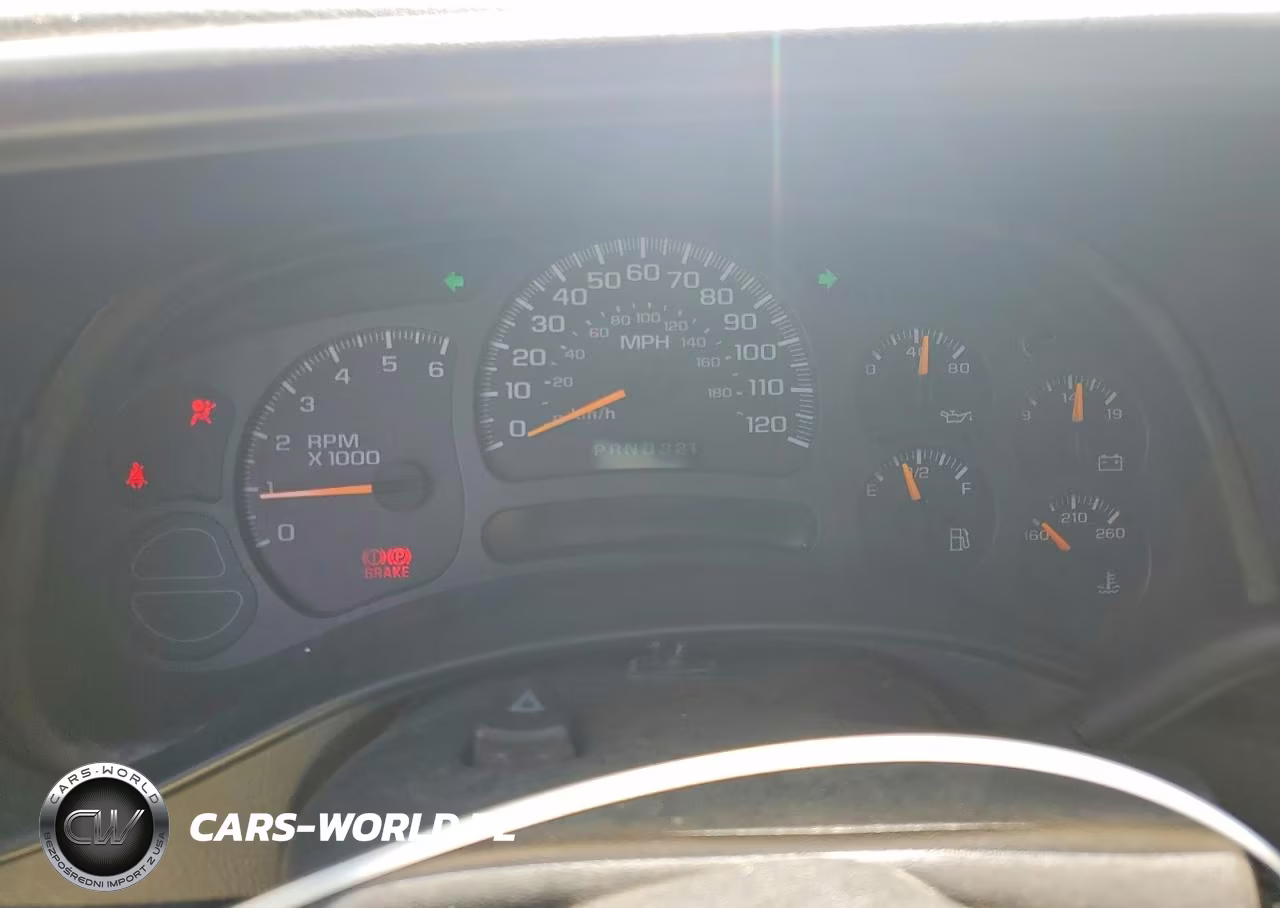 2004 Chevrolet Silverado C1500 VIN:2GCEC13T841307936 - 9