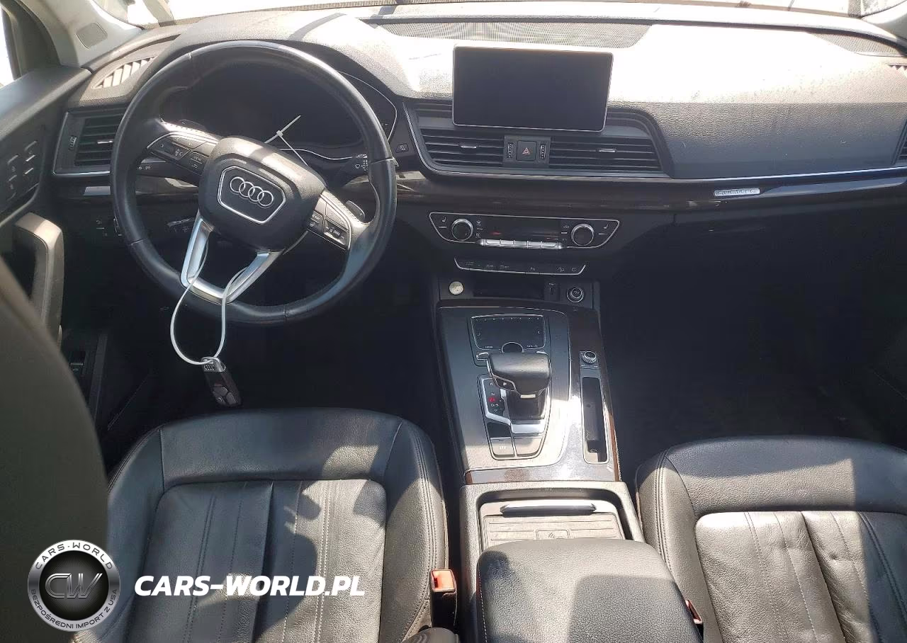 2019 Audi Q5 Premium Plus VIN:WA1BNAFYXK2073942 - 8