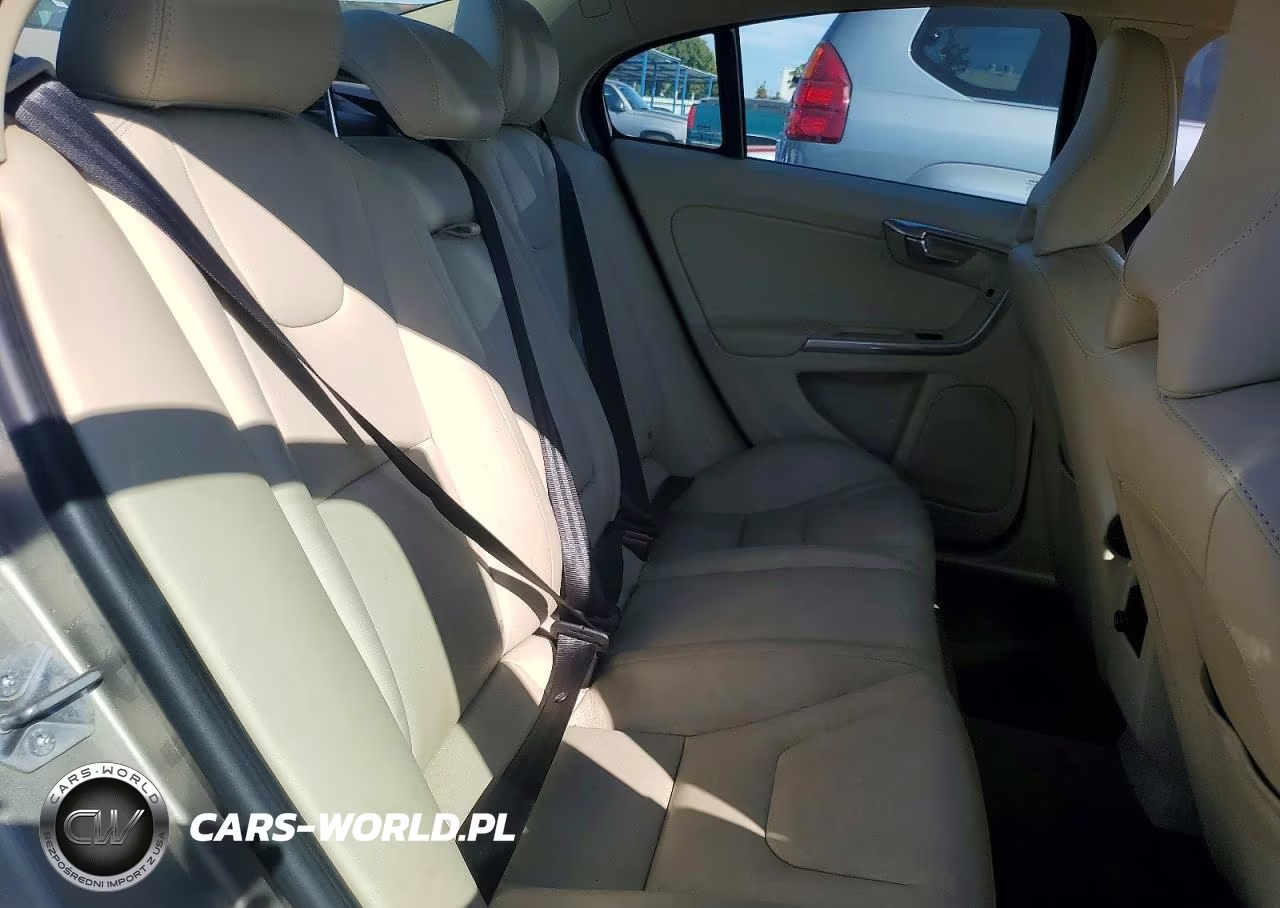 2015 Volvo S60 Premier VIN:YV1612TB4F1317809 - 10