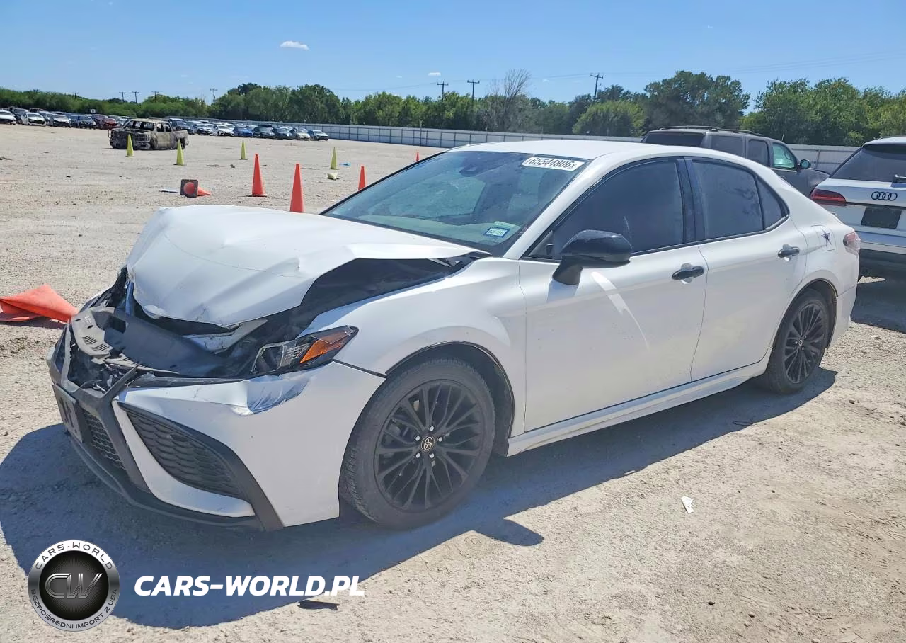 2021 Toyota Camry Se Nightshade