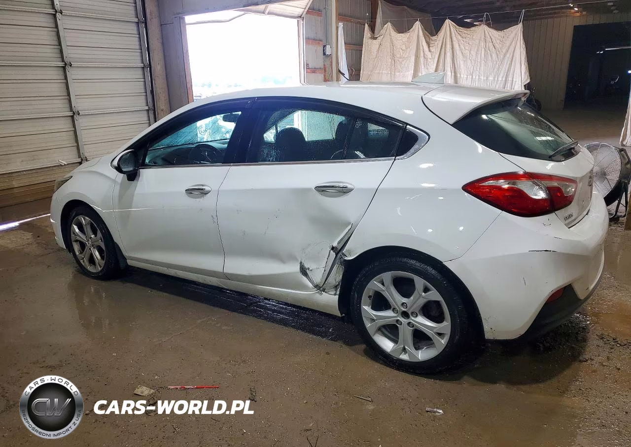 2017 Chevrolet Cruze Premier VIN:3G1BF6SM2HS576955 - 2