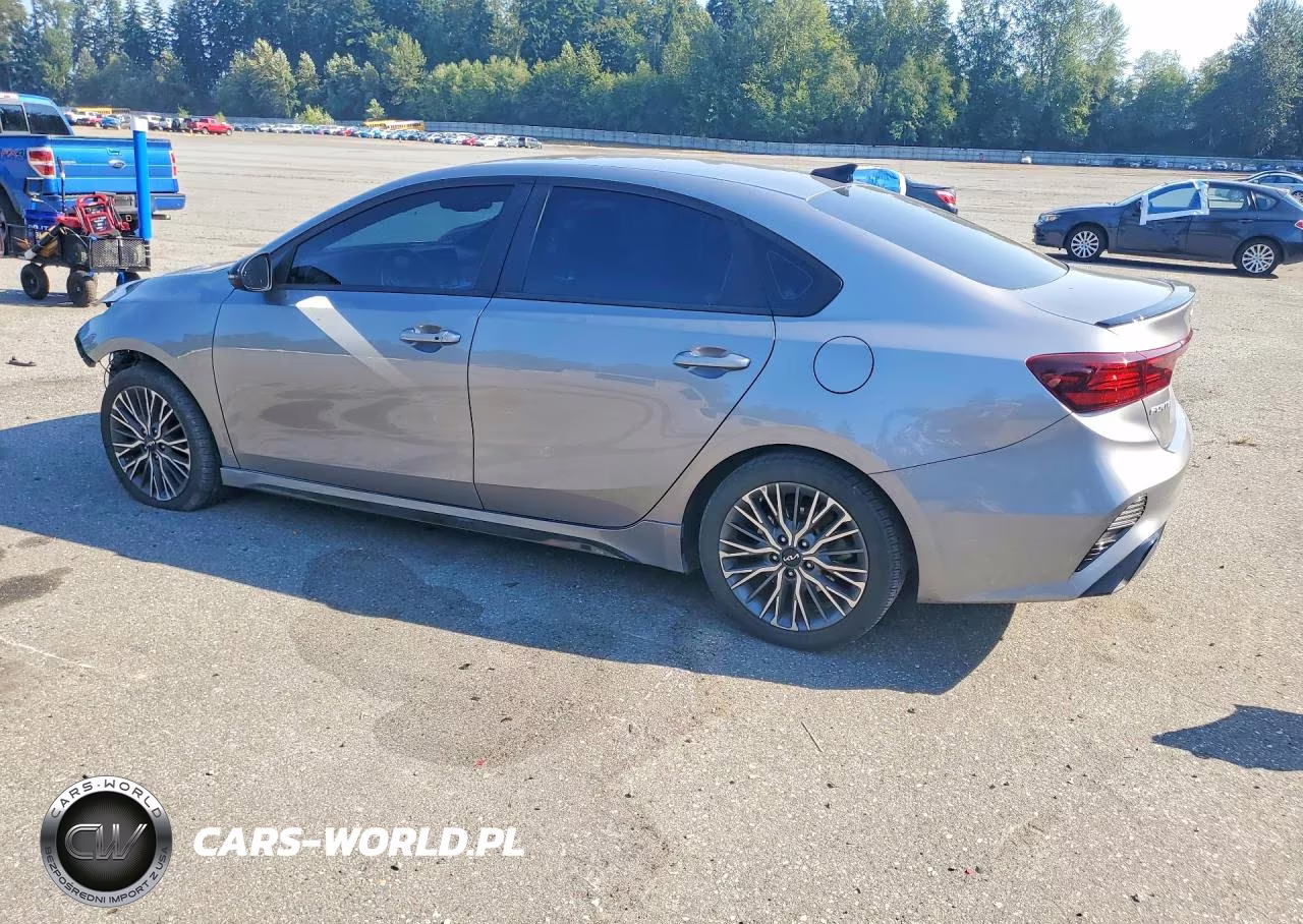 2023 Kia Forte Gt Line VIN:3KPF54AD7PE568204 - 2