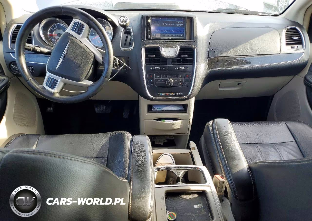 2015 Chrysler Town & Country Touring VIN:2C4RC1BG3FR514938 - 8