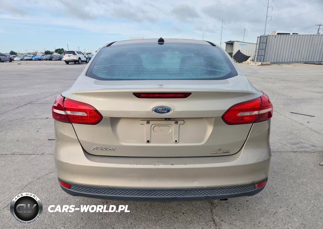 2015 Ford Focus Se VIN:1FADP3F25FL230444 - 6