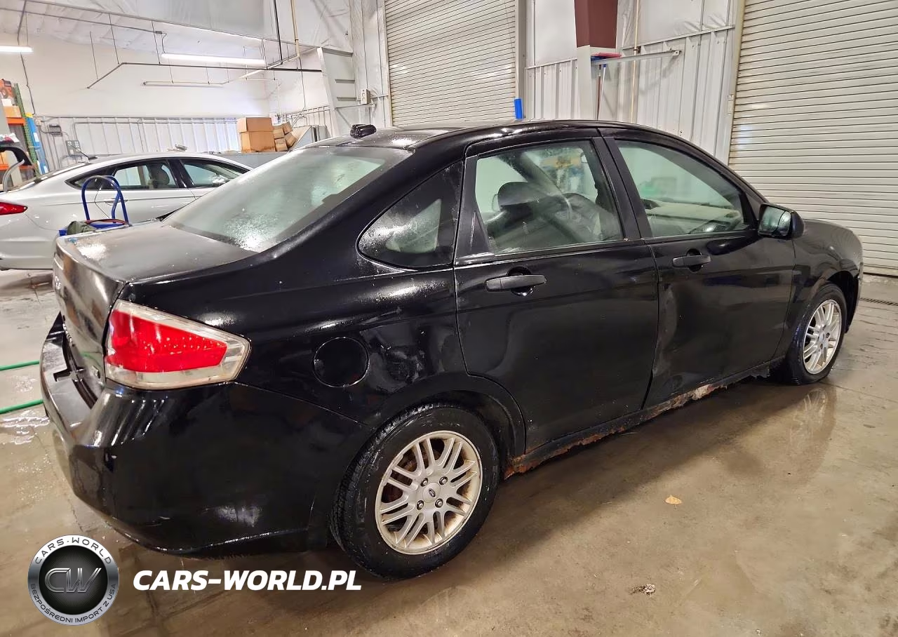2009 Ford Focus Se VIN:1FAHP35N49W200562 - 3