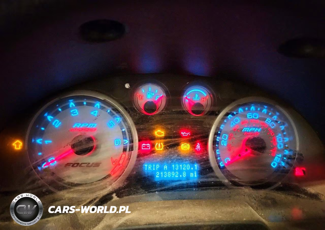 2009 Ford Focus Se VIN:1FAHP35N49W200562 - 9