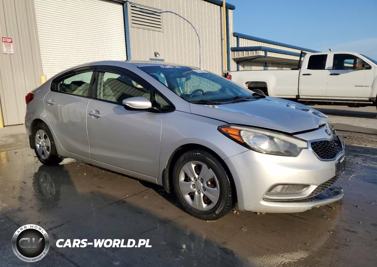 2015 Kia Forte Lx VIN:KNAFK4A6XF5395117 - 4