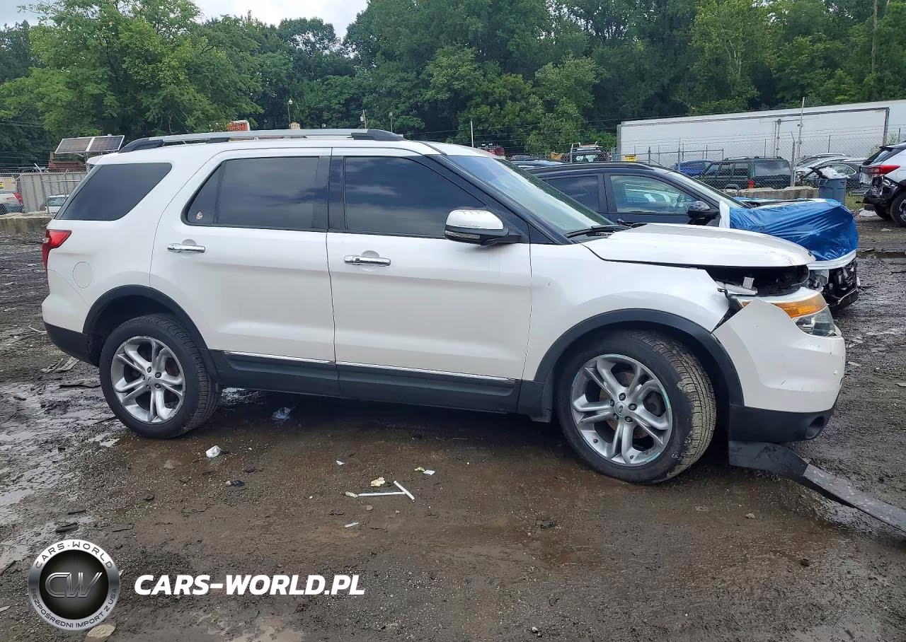 2012 Ford Explorer Limited VIN:1FMHK8F87CGA92305 - 4