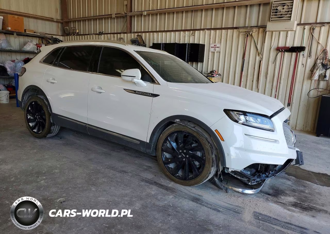 2023 Lincoln Nautilus Reserve VIN:2LMPJ8KP9PBL04263 - 4