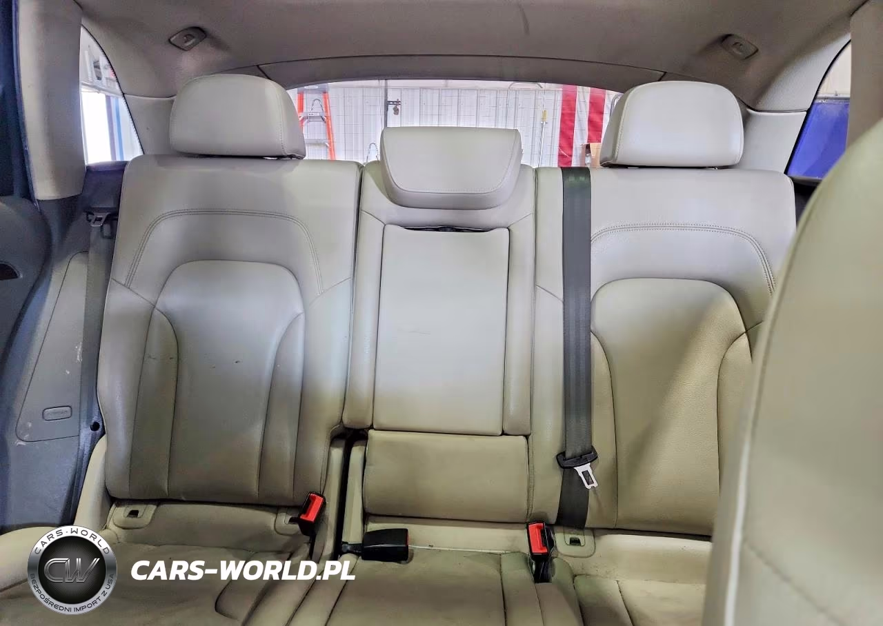 2012 Audi Q5 Premium VIN:WA1CFBFPXCA087121 - 10