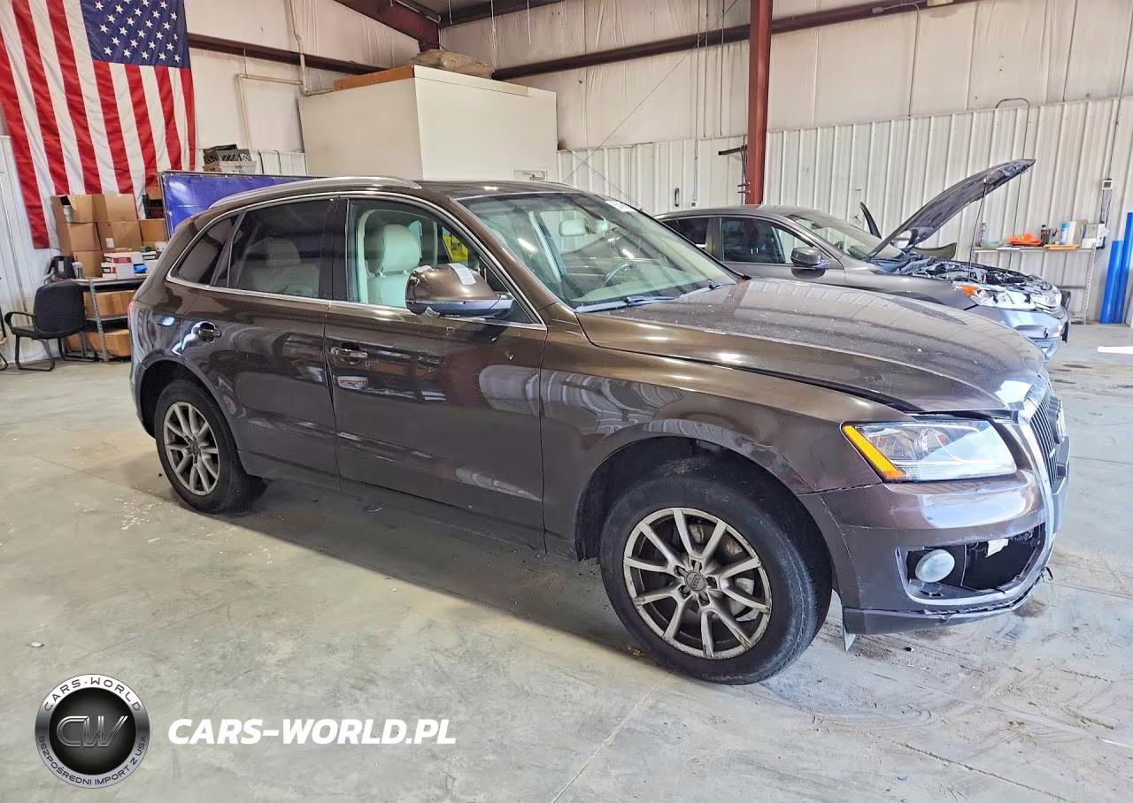 2012 Audi Q5 Premium VIN:WA1CFBFPXCA087121 - 4