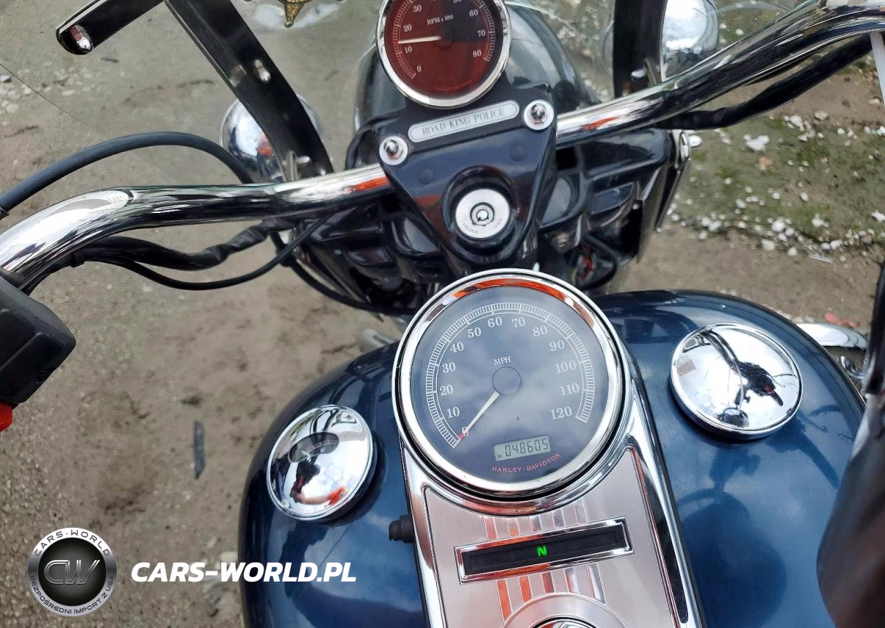 2013 Harley-Davidson Flhp Police Road King VIN:1HD1FHM16DB610837 - 5