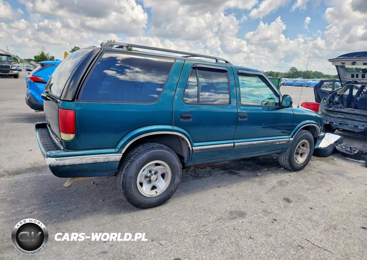 1997 Chevrolet Blazer VIN:1GNCS13W0V2195131 - 3