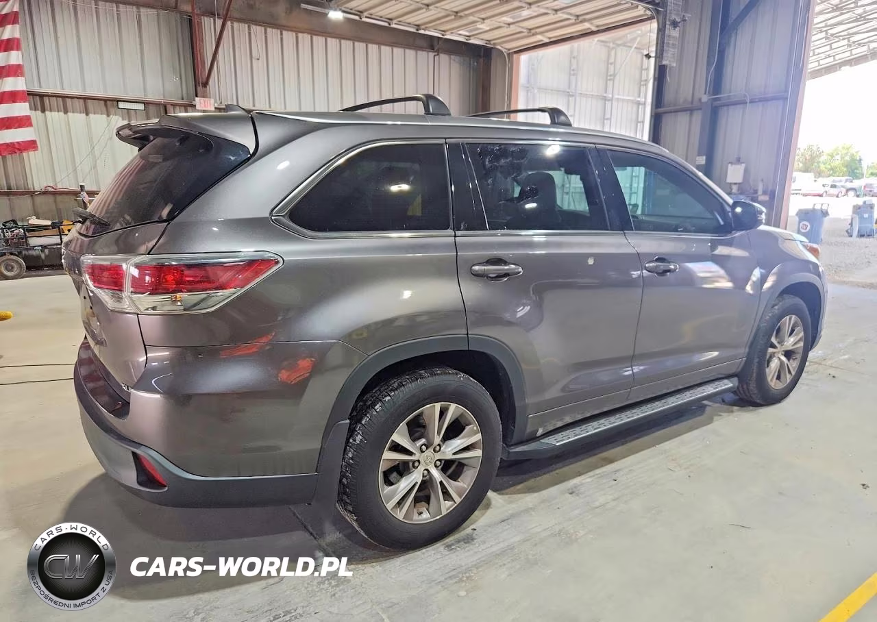 2015 Toyota Highlander Xle VIN:5TDKKRFH1FS063022 - 3
