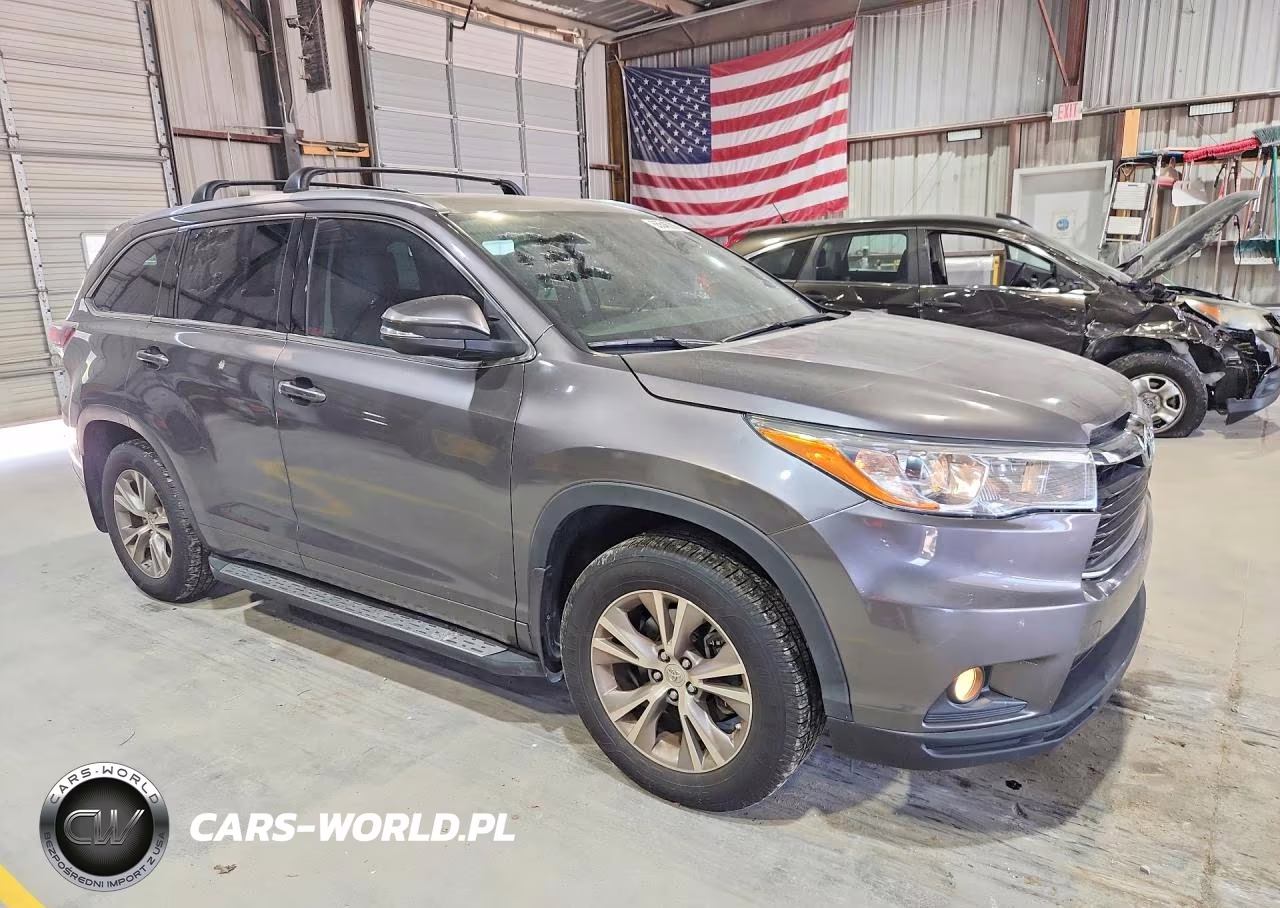 2015 Toyota Highlander Xle VIN:5TDKKRFH1FS063022 - 4