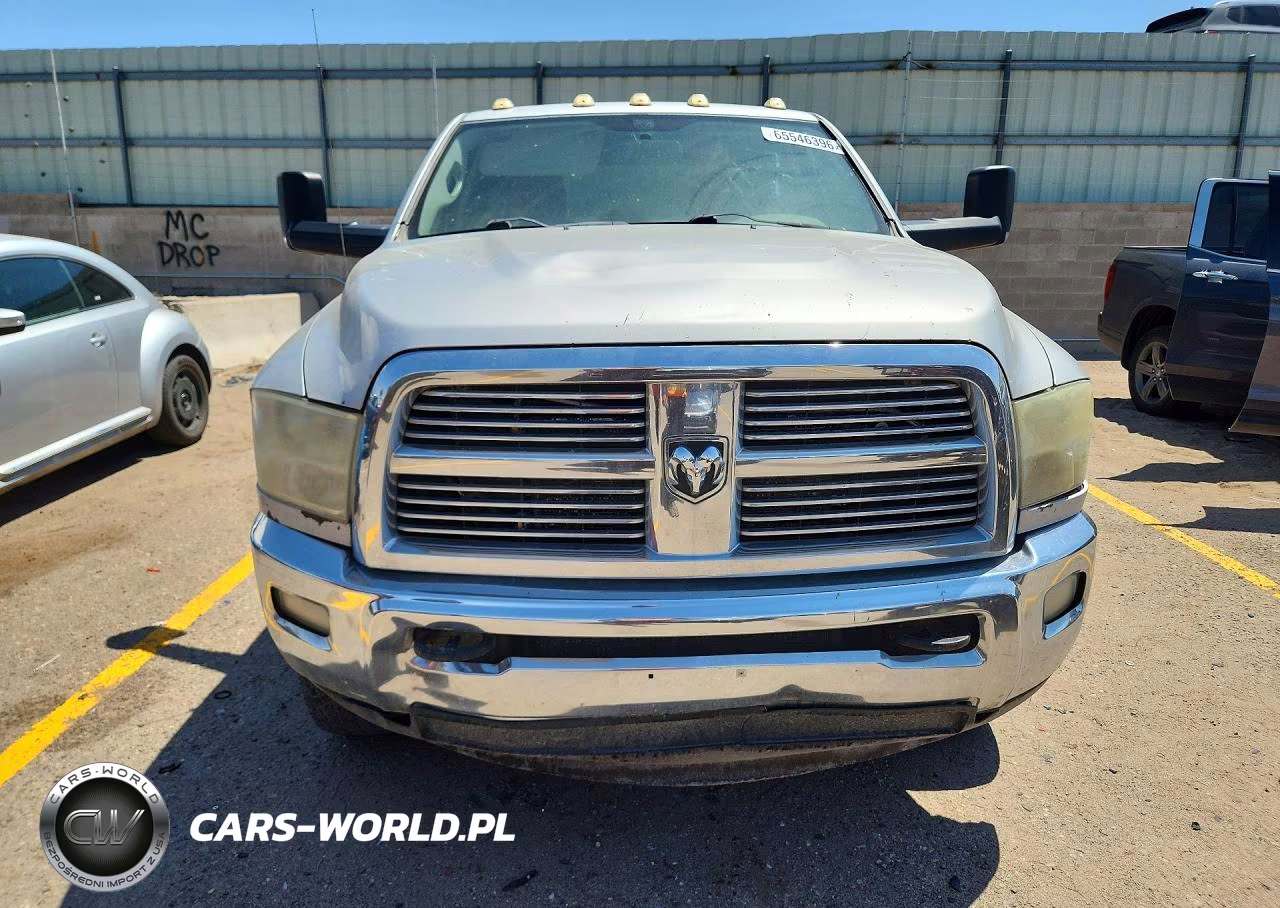 2011 Dodge Ram 3500 VIN:3D73Y4CL6BG622688 - 5