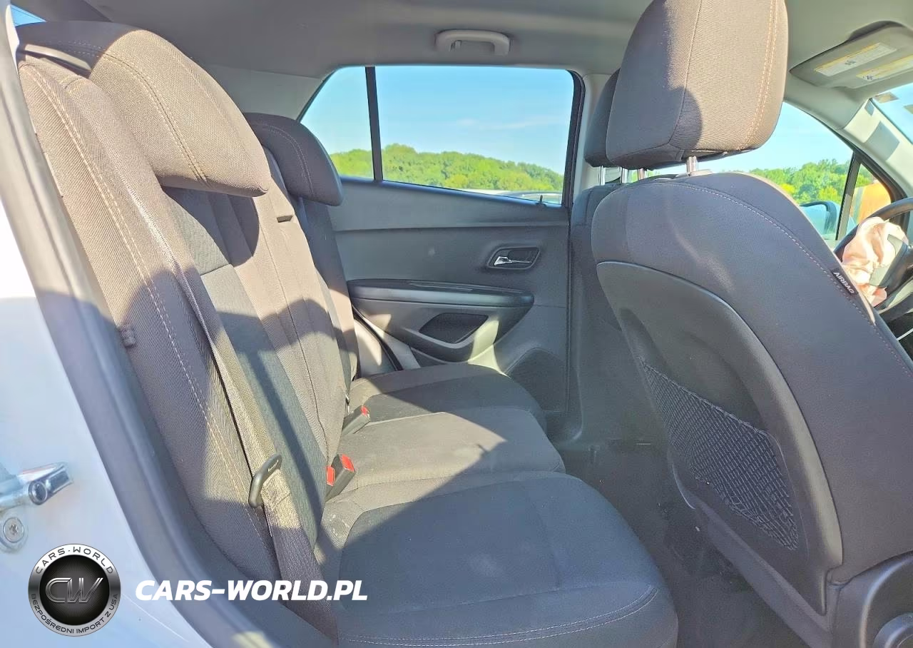 2021 Chevrolet Trax Ls VIN:KL7CJKSB3MB318660 - 11