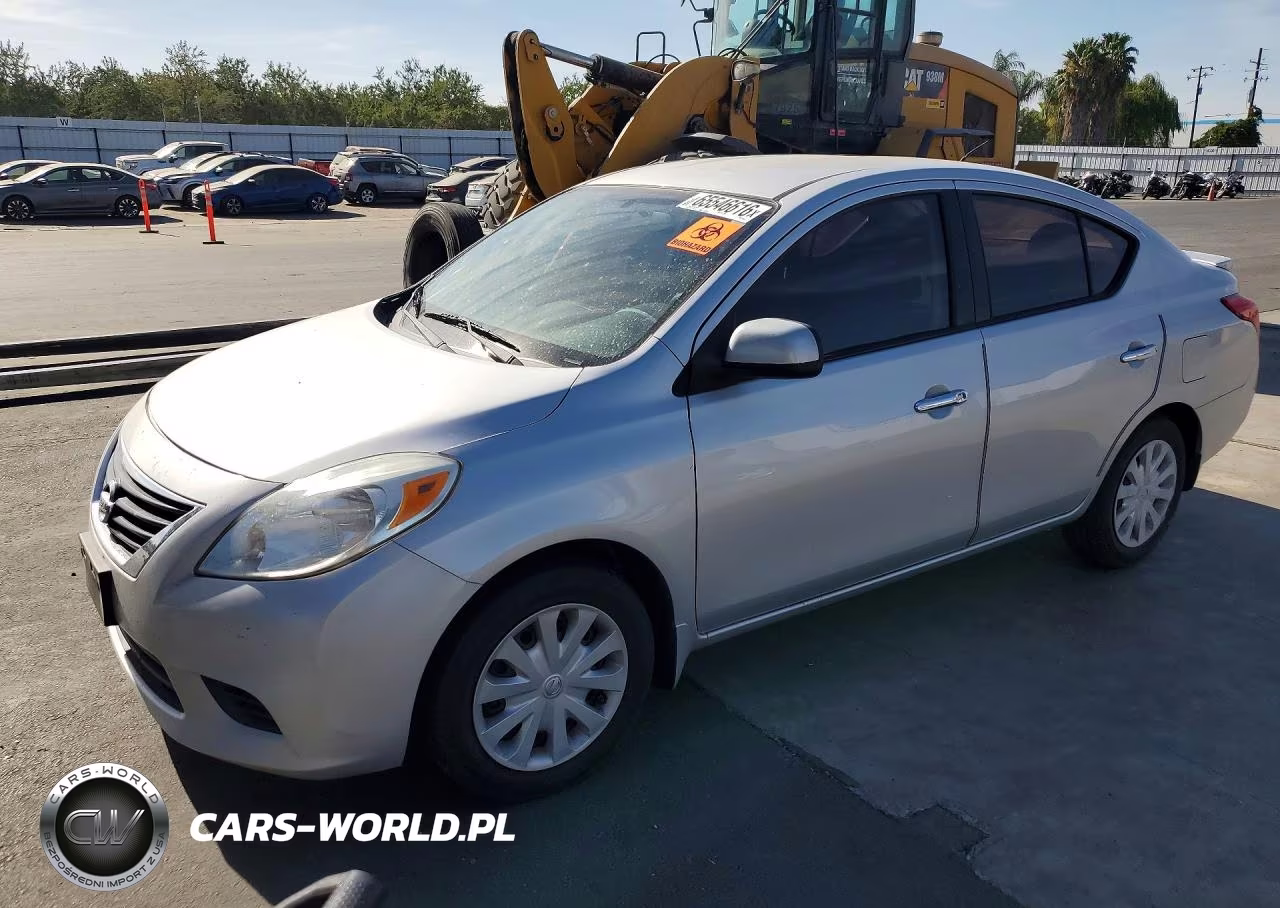 2013 Nissan Versa 1.6 Sv