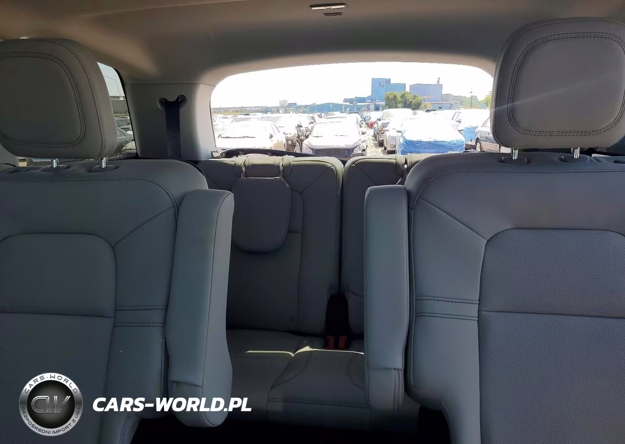 2026 Lincoln Aviator VIN:5LM5J6XC0TGL06786 - 10