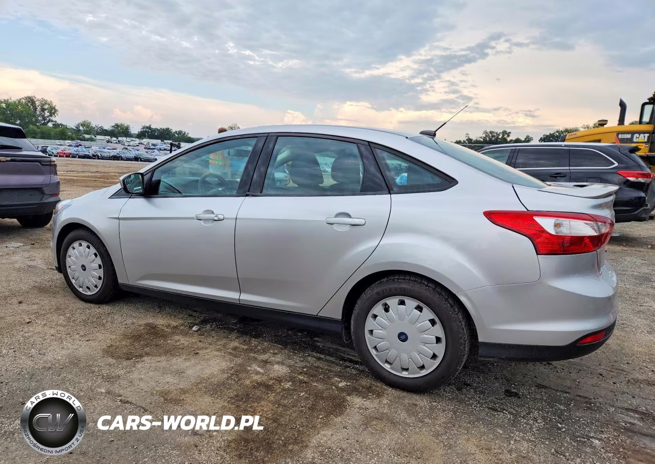 2012 Ford Focus Se VIN:1FAHP3F27CL451606 - 2
