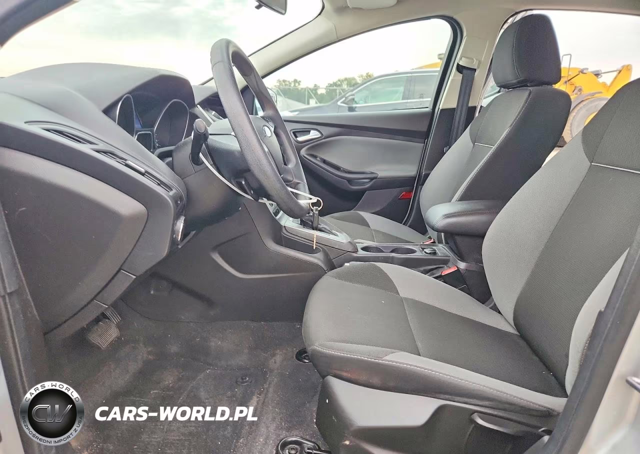 2012 Ford Focus Se VIN:1FAHP3F27CL451606 - 7