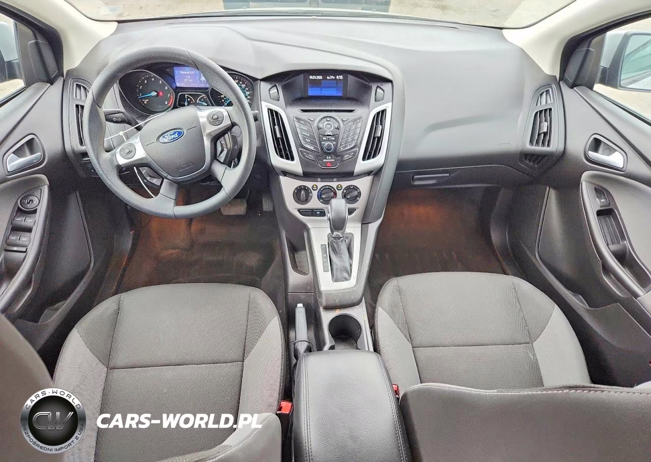 2012 Ford Focus Se VIN:1FAHP3F27CL451606 - 8