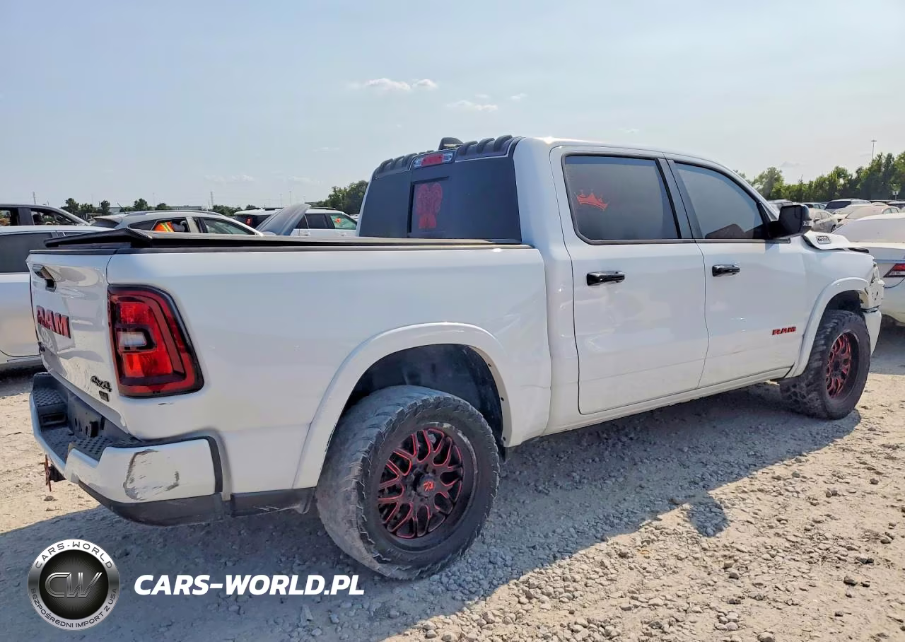 2025 Ram 1500 Big Horn VIN:1C6RRFFG8SN684328 - 3