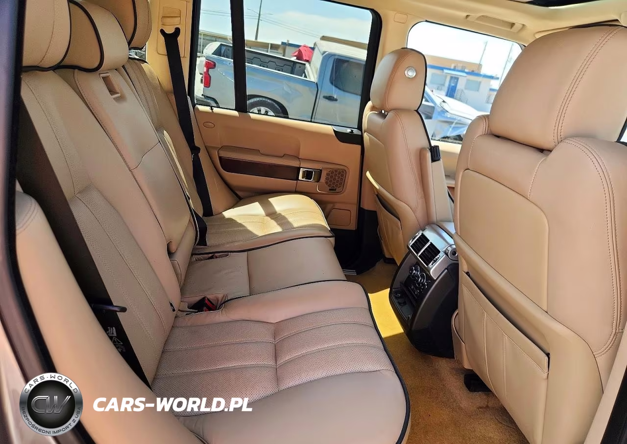 2011 Land Rover Range Rover Hse Luxury VIN:SALMF1D49BA330020 - 11